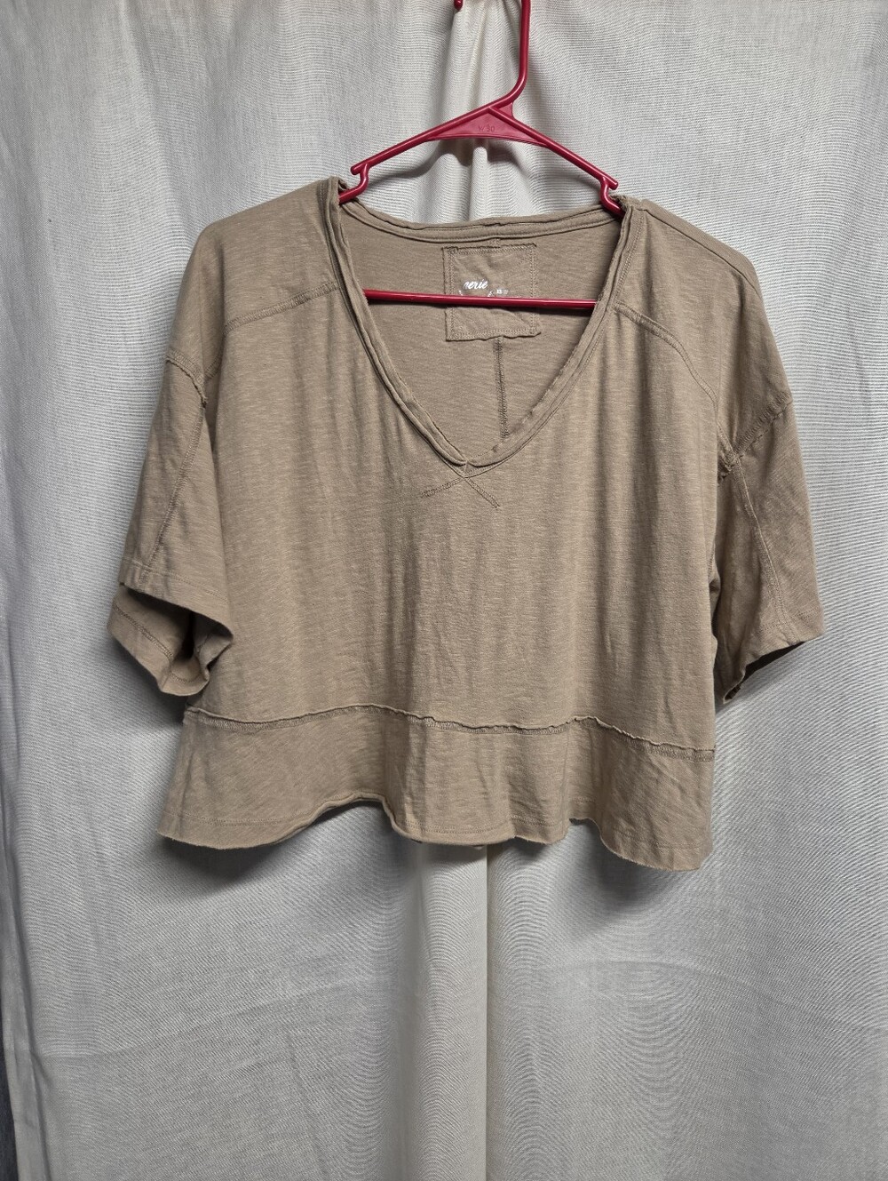 NWT aerie Beige/Taupe Raw-Seam V-Neck Boxy Crop Top